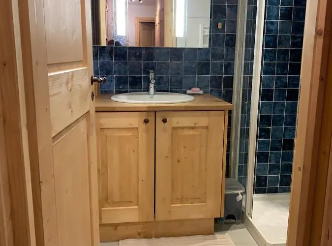 Le Rocher Blanc A Daire